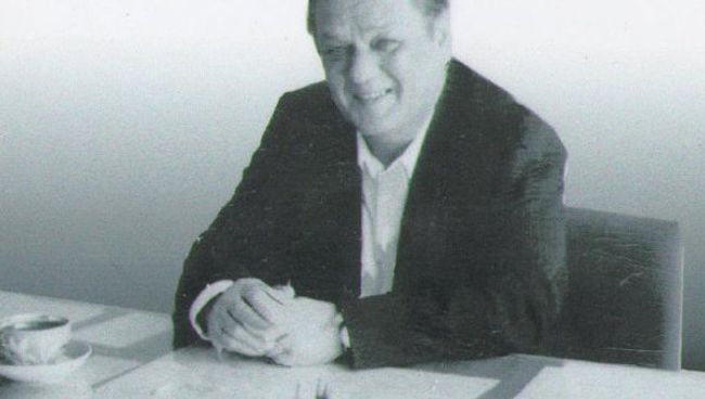 Том Николаев. Архив