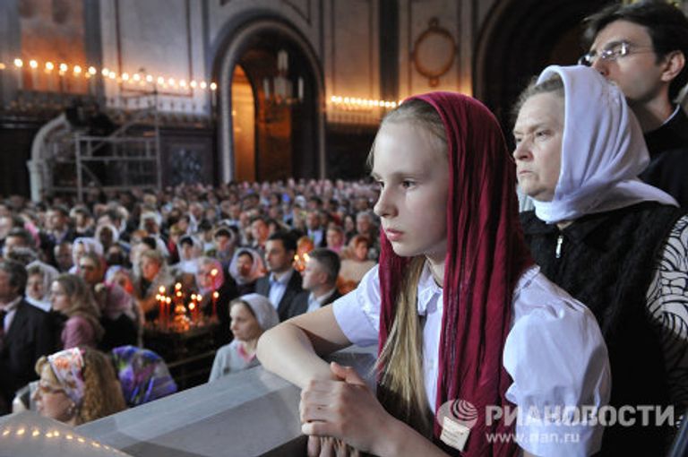 Пасхальное богослужение в храме Христа Спасителя в Москве Пасхальное богослужение в храме Христа Спасителя в Москве