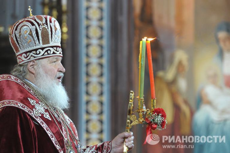 Пасхальное богослужение в храме Христа Спасителя в Москве Пасхальное богослужение в храме Христа Спасителя в Москве