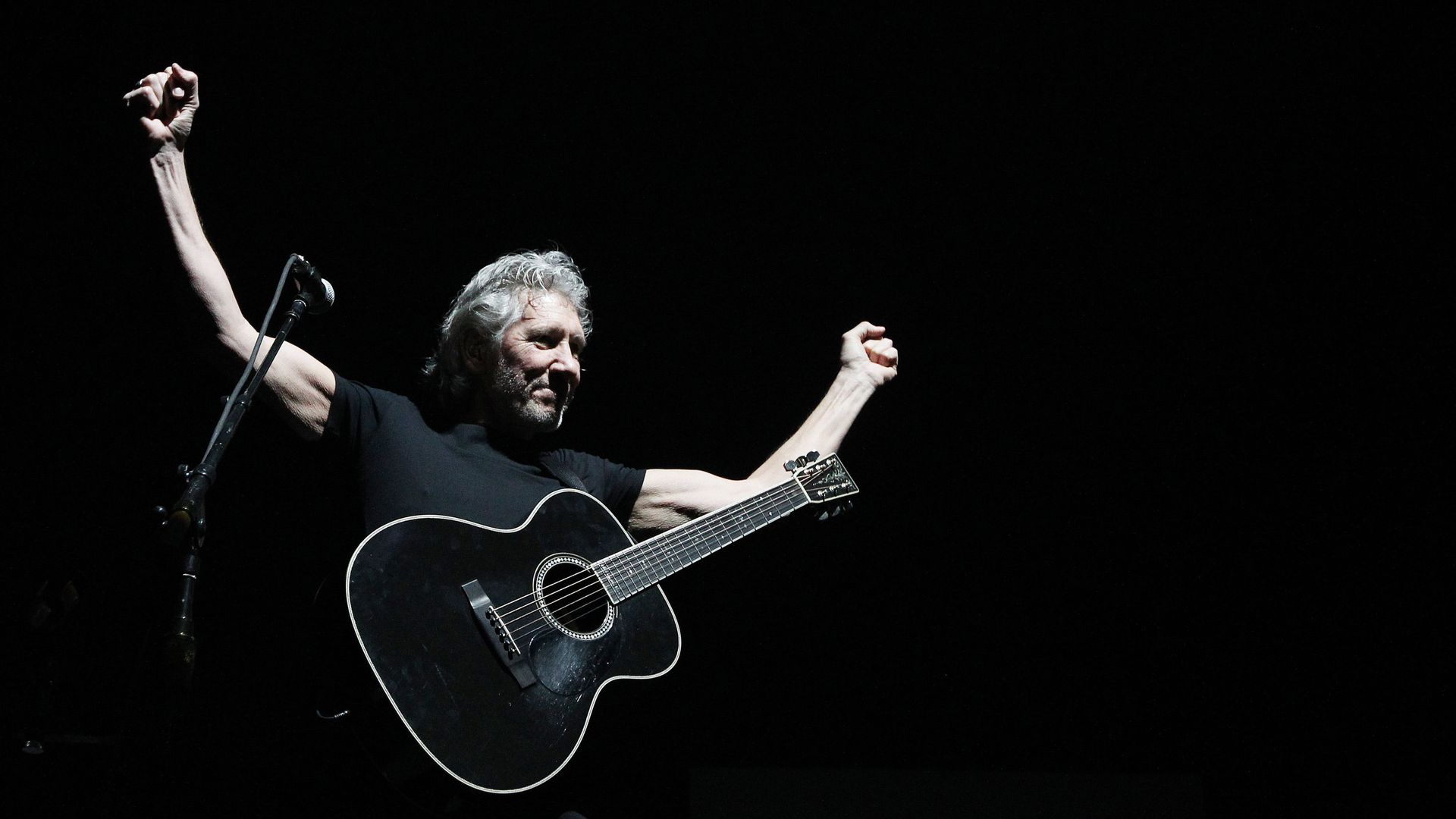 Концерт основателя группы Pink Floyd Роджера Уотерса - РИА Новости, 1920, 09.02.2023