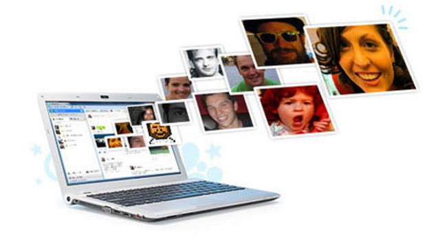 Facebook разрешила экспорт электронных адресов друзей назло Google+