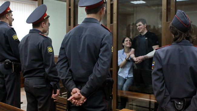 Оглашение приговора Никите Тихонову и Евгении Хасис Оглашение приговора Никите Тихонову и Евгении Хасис