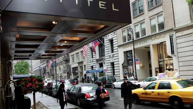 Гостиница Софител (Sofitel) на Таймс-Сквер в Нью-Йорке, где останавливался обвиняемый в сексуальных домогательствах Доминик Стросс-Кан Гостиница Софител (Sofitel) на Таймс-Сквер в Нью-Йорке, где останавливался обвиняемый в сексуальных домогательствах Доминик Стросс-Кан