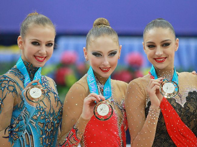Дарья Дмитриева, Дарья Кондакова и Евгения Канаева (слева направо)