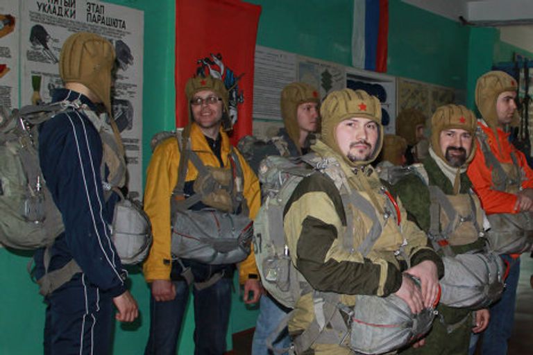 Прыжок с парашютом Прыжок с парашютом