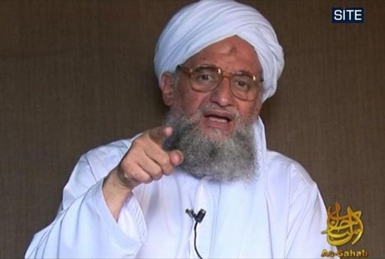 Аль-Каида назначила своим новым лидером Аймана аз-Завахири Аль-Каида назначила своим новым лидером Аймана аз-Завахири