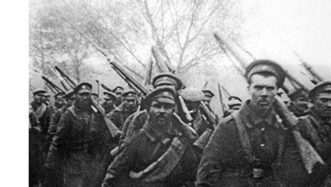 Отправка солдат на фронт во время Первой Мировой войны Отправка солдат на фронт во время Первой Мировой войны