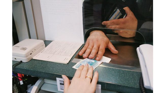 Вклады физлиц в банках РФ приросли за июль на 2,1%
