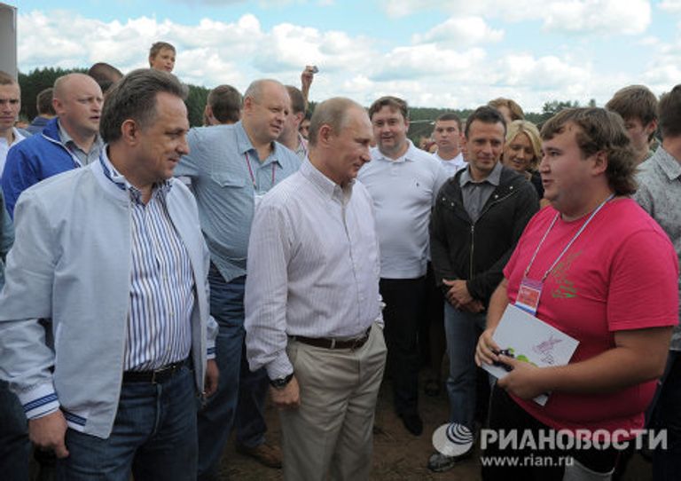 Посещение В.Путиным молодежного форума Селигер-2011 Посещение В.Путиным молодежного форума Селигер-2011