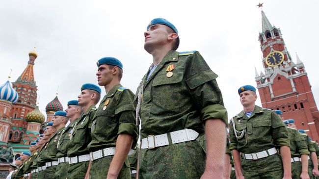 Праздник Ильин день на улице Ильинке