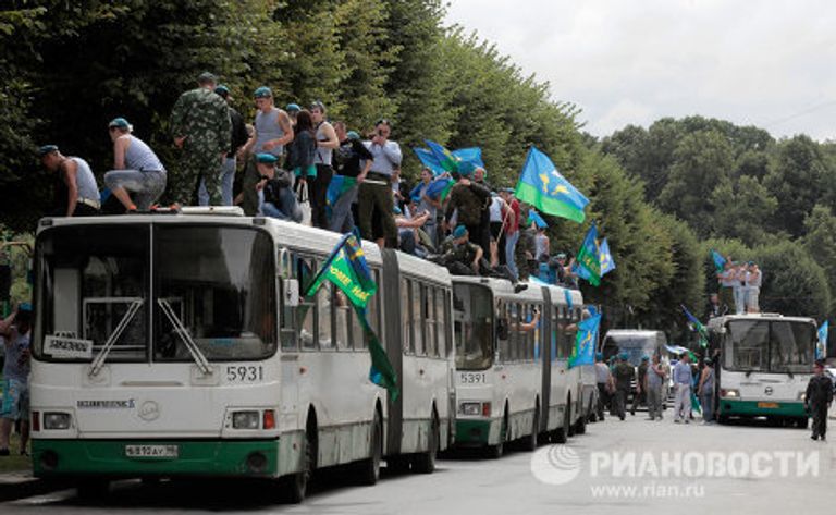 Празднование Дня Воздушно-десантных войск во Санкт-Петербурге Празднование Дня Воздушно-десантных войск во Санкт-Петербурге