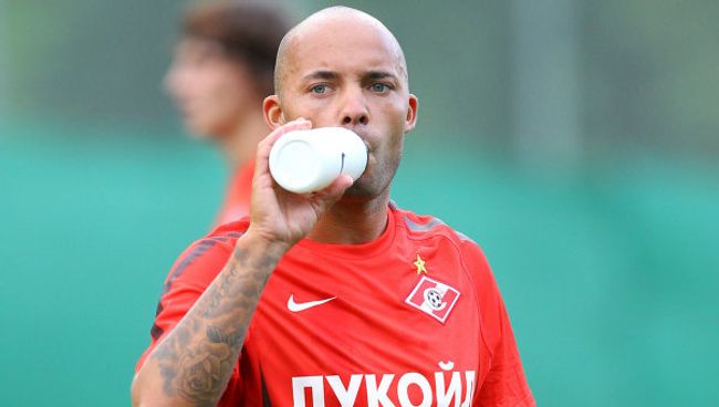 Деми Де Зеув. Архив