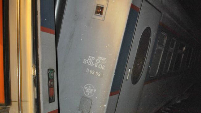 Крушение поезда Невский экспресс в Тверской области
