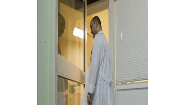 Врач