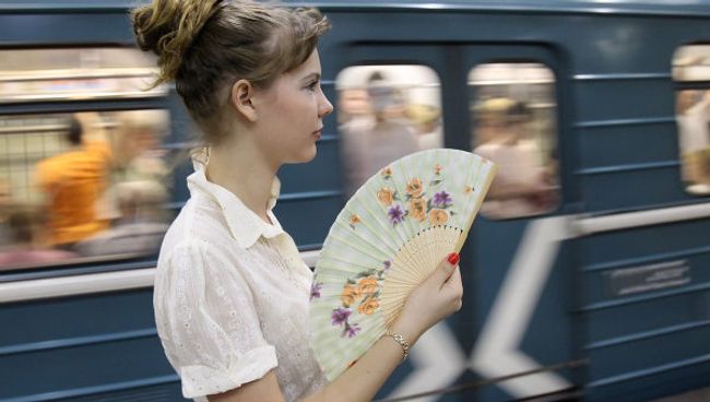 Жара в московском метро.Архив Жара в московском метро.Архив