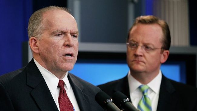 Советник президента США по контерроризму Джон Бреннан на брифинге в Белом доме Советник президента США по контерроризму Джон Бреннан на брифинге в Белом доме