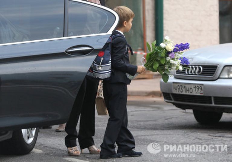 День знаний в одной из московских школ День знаний в одной из московских школ