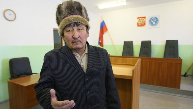 Слушание дела об охоте чиновников на редких животных с борта вертолета Слушание дела об охоте чиновников на редких животных с борта вертолета