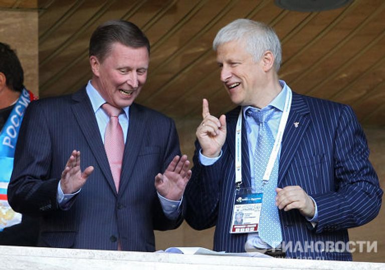 Сергей Иванов и Сергей Фурсенко (слева направо) Сергей Иванов и Сергей Фурсенко (слева направо)