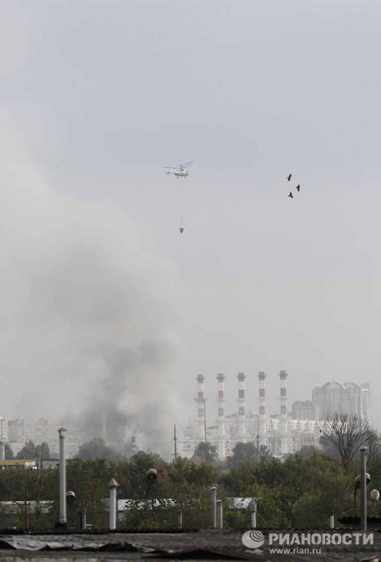 Пожар в бизнес-центре на Можайском шоссе в Москве Пожар в бизнес-центре на Можайском шоссе в Москве