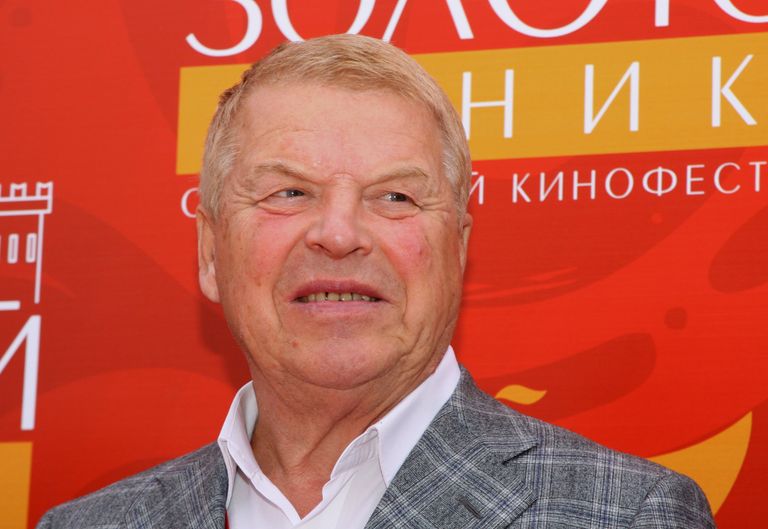 Актер Михаил Кокшенов Актер Михаил Кокшенов