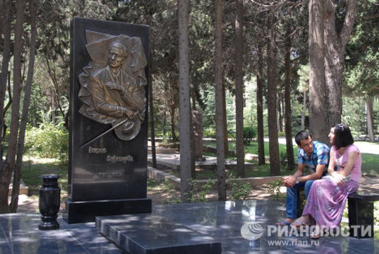Баку – Аллея почетного захоронения Баку – Аллея почетного захоронения