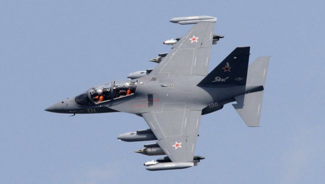 Самолет Як-130