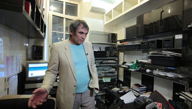 Продюсер Бари Алибасов продемонстрировал свою квартиру в Москве Продюсер Бари Алибасов продемонстрировал свою квартиру в Москве