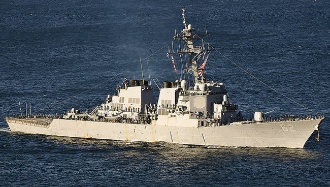 Эсминец ВМС США Фицжеральд. Архивное фото Эсминец ВМС США Фицжеральд. Архивное фото