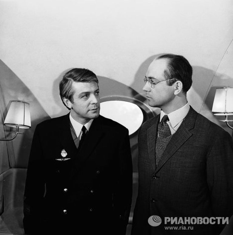 О. Стриженов и Л. Куравлев в фильме Неподсуден О. Стриженов и Л. Куравлев в фильме Неподсуден
