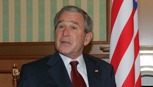 Президент США Джордж Буш после ботиночного инцидента