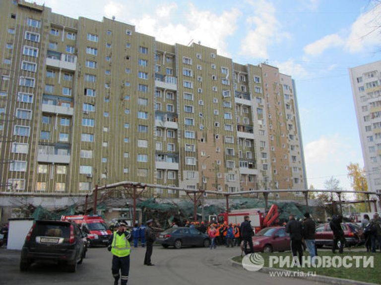 Обрушение строительных лесов в Зеленограде Обрушение строительных лесов в Зеленограде
