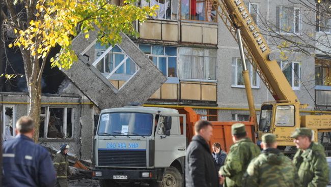 На месте взрыва газа в жилом доме в Бронницах
