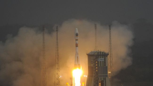 Российская ракета-носитель Союз-СТ со спутниками европейской навигационной системы Galileo запущен на космодроме Куру