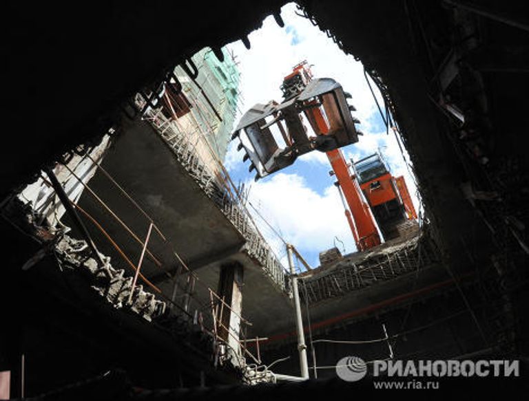 Возобновлены реставрационные работы внутренних помещений Большого театра в Москве Возобновлены реставрационные работы внутренних помещений Большого театра в Москве