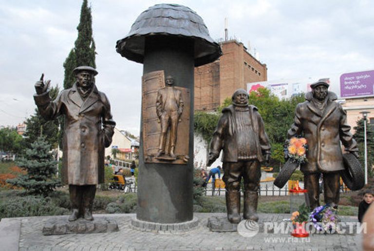 Памятник знаменитой советской комедии «Мимино» Памятник знаменитой советской комедии «Мимино»