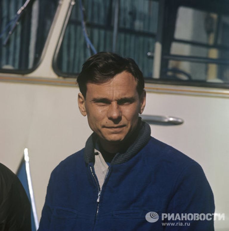 Валентин Иванов Валентин Иванов