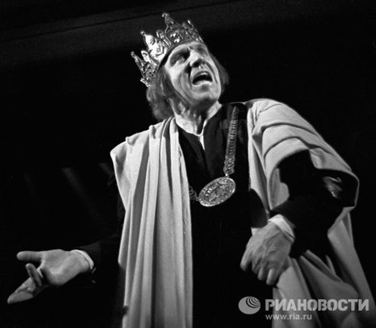 Актер Ульянов в роли Ричарда III