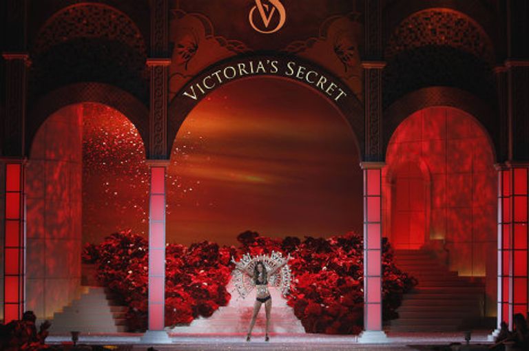 Показ Victoria's Secret  в Нью-Йорке