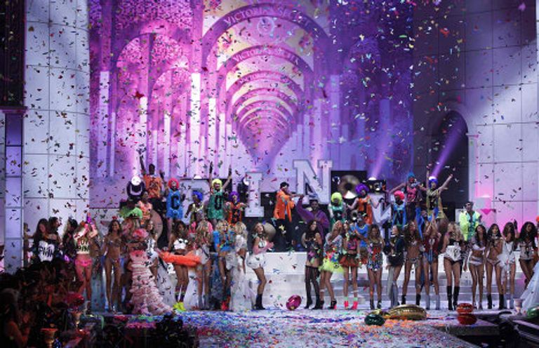 Показ Victoria's Secret в Нью-Йорке