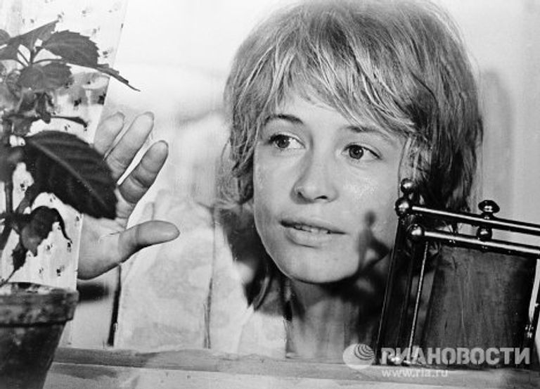 Актриса Марина Неелова в кинофильме Монолог Актриса Марина Неелова в кинофильме Монолог