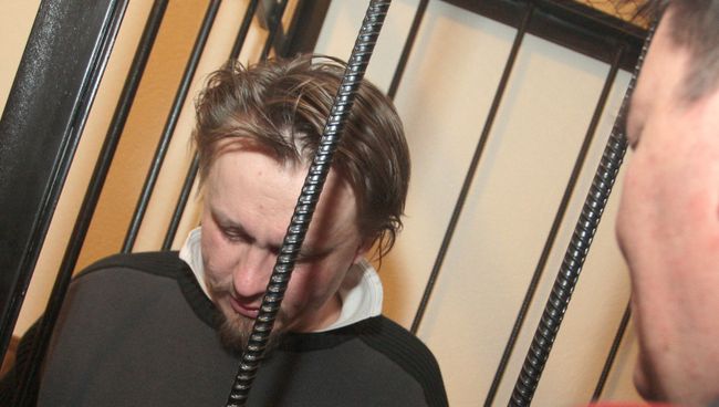 Активист арт-группы Война Олег Воротников. Архивное фото