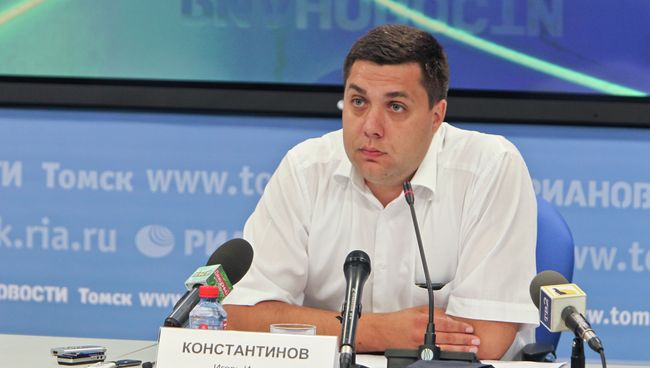 Игорь Константинов, начальник отдела подготовки призыва и набора граждан на военную службу по контракту областного военкомата Игорь Константинов, начальник отдела подготовки призыва и набора граждан на военную службу по контракту областного военкомата