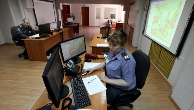 В центре управления нарядами дежурной части полиции. Архив