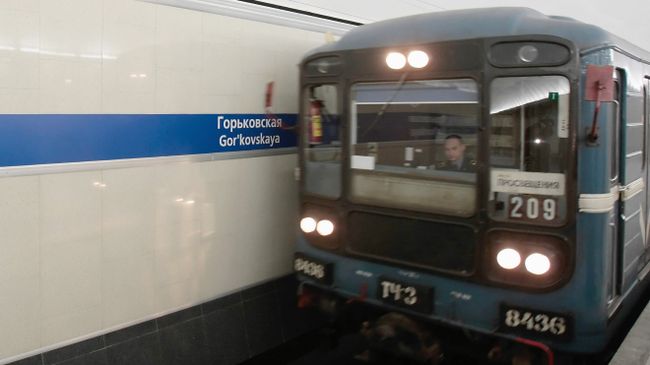 Станция метро Горьковская в Санкт-Петербурге