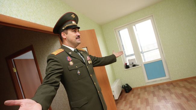 Семьи офицеров запаса Приволжско-Уральского военного округа получили квартиры Семьи офицеров запаса Приволжско-Уральского военного округа получили квартиры