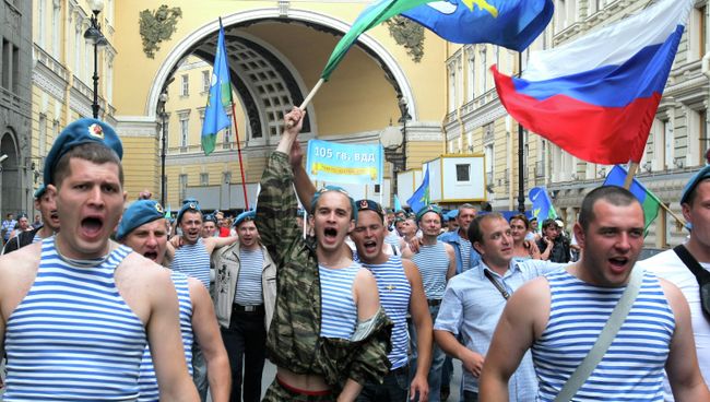 День Воздушно-десантных войск в Санкт-Петербурге. Архивное фото День Воздушно-десантных войск в Санкт-Петербурге. Архивное фото