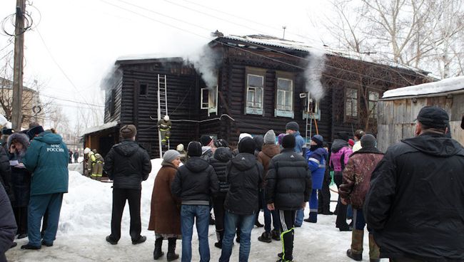 Пожар на переулке Аптекарском в Томске Пожар на переулке Аптекарском в Томске