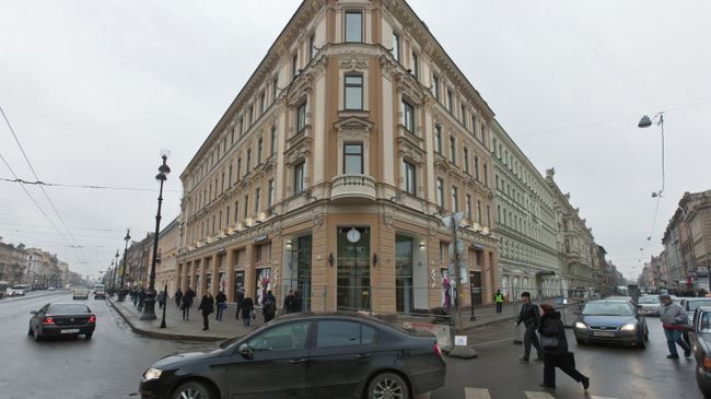 Автомобили в Санкт-Петербурге Автомобили в Санкт-Петербурге