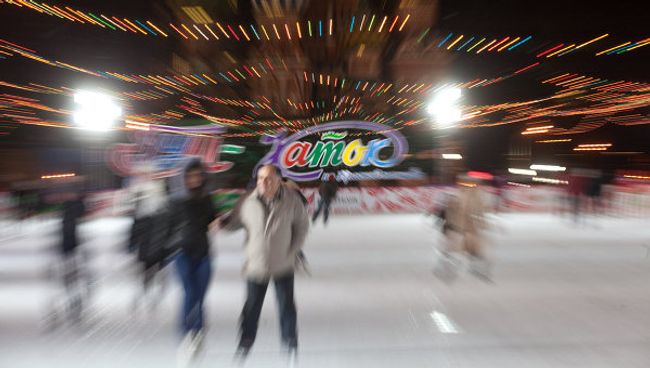 Зимняя Москва: открытие катка на Красной площади Зимняя Москва: открытие катка на Красной площади